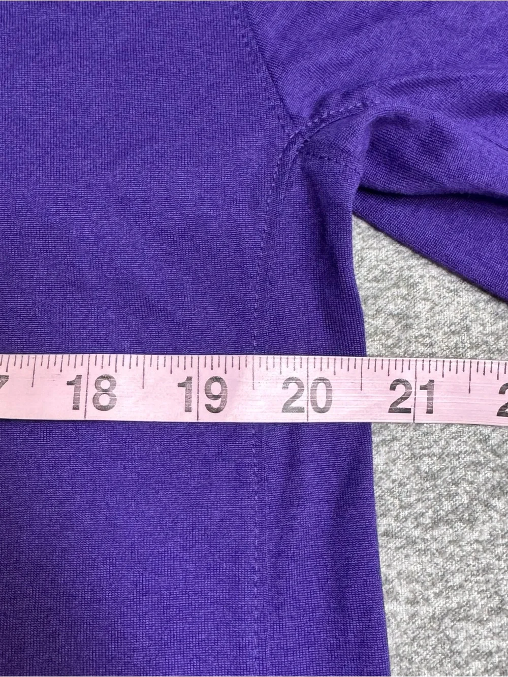 Nike Utah Jazz Dri-FIT Mountain Basketball Long-Sleeve Shirt Purple Athletic Fit